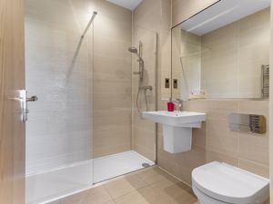 Photo 15- click for photo gallery